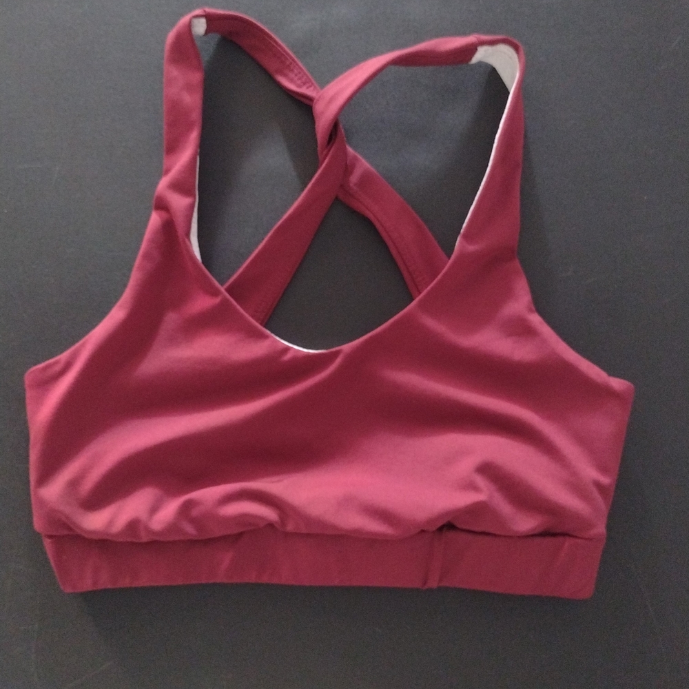 SHEIN Cross-Back Sports Bra - Burgundy